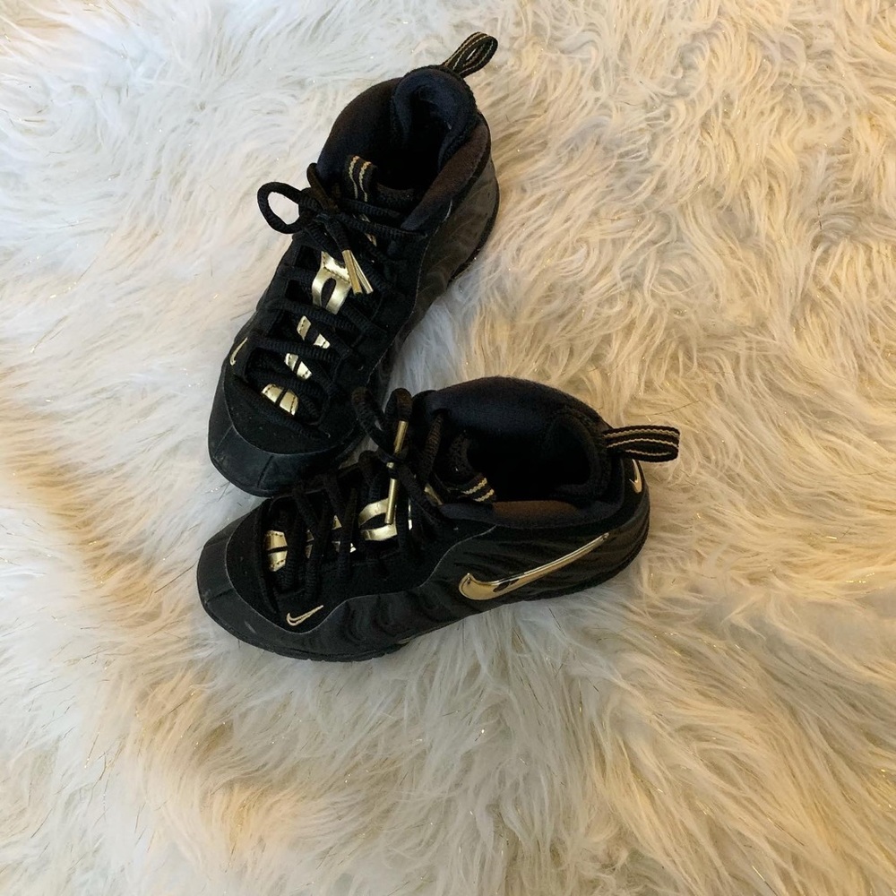 Boys Nike foamposites